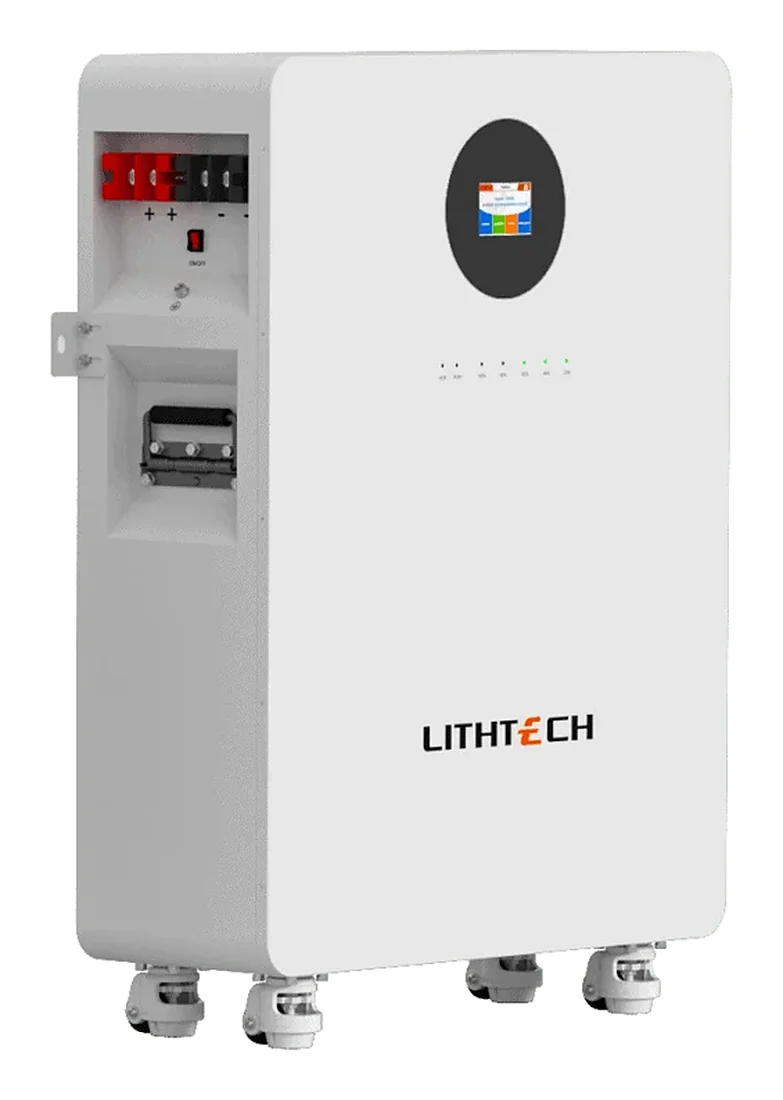 Pin lưu trữ Lithtech dạng tủ đứng vỏ trắng có bánh xe, nhãn 16kWh 51,2V 314Ah và thanh đèn báo dọc thân