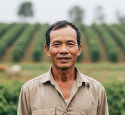 "Giải pháp điện mặt trời mà Meta Solar triển khai giúp tôi chủ động nguồn năng lượng cho trang trại."
— Anh Lâm, chủ trang trại tại Tây Ninh
