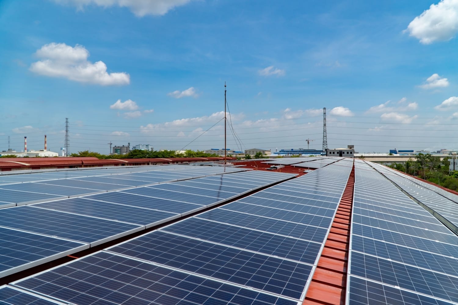 Đầu tư năng lượng mặt trời là gì